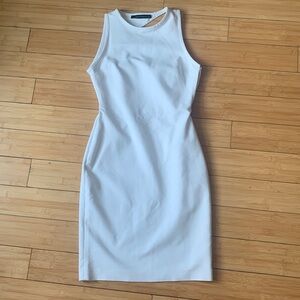 Zara - 🤍 White bodycon dress - Small